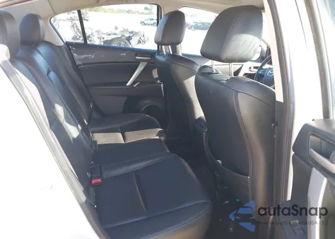 2012 Mazda Mazda3 I Grand Touring z USA, uszkodzony, nr VIN JM1BL1W75C1636938